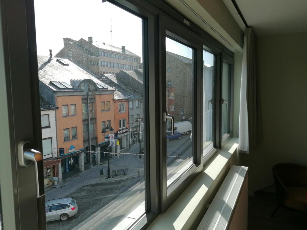 Appart Hotel En Ville Бастон Екстериор снимка