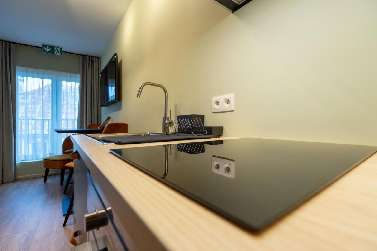 Appart Hotel En Ville Бастон Екстериор снимка