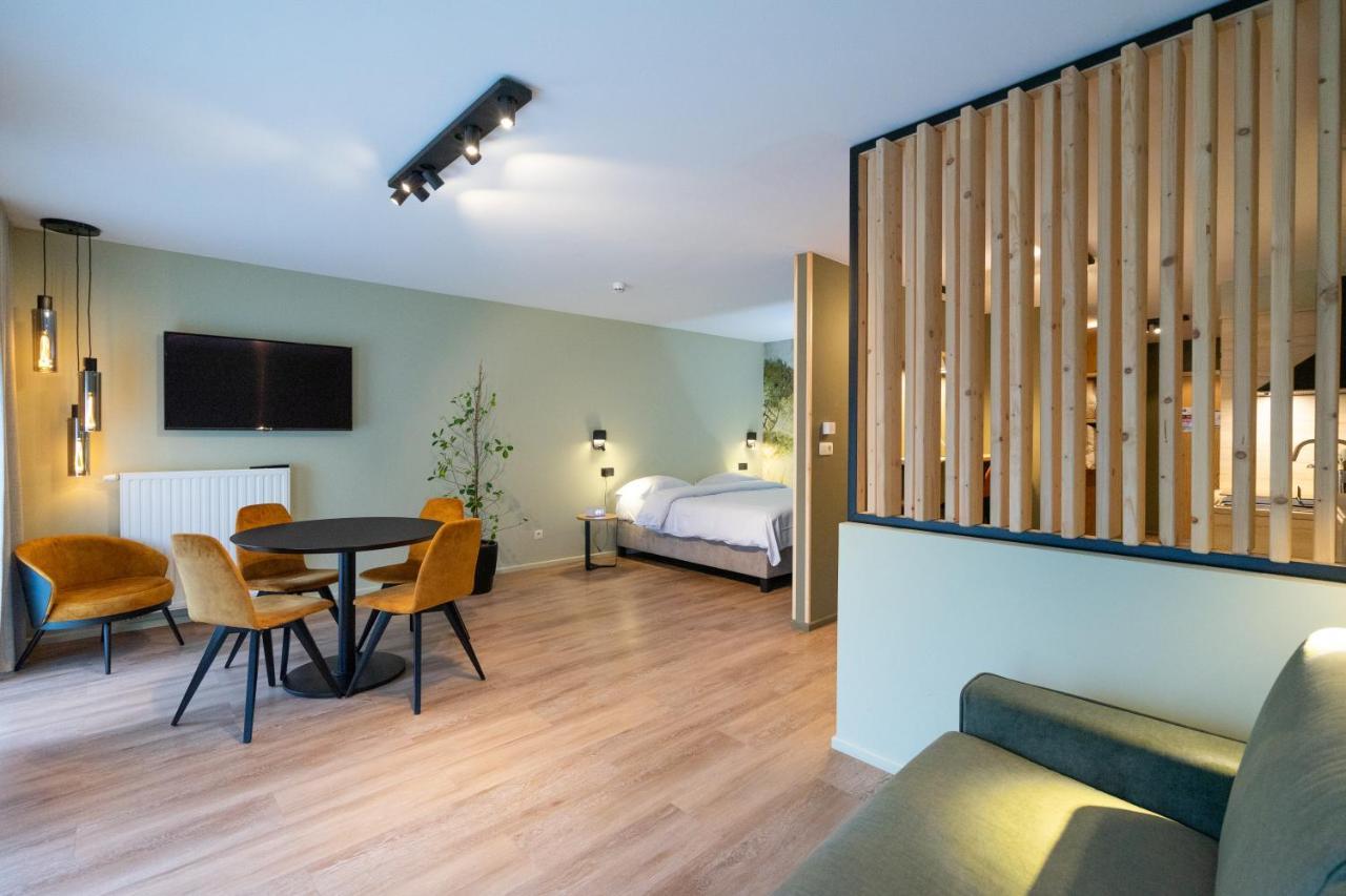 Appart Hotel En Ville Бастон Екстериор снимка