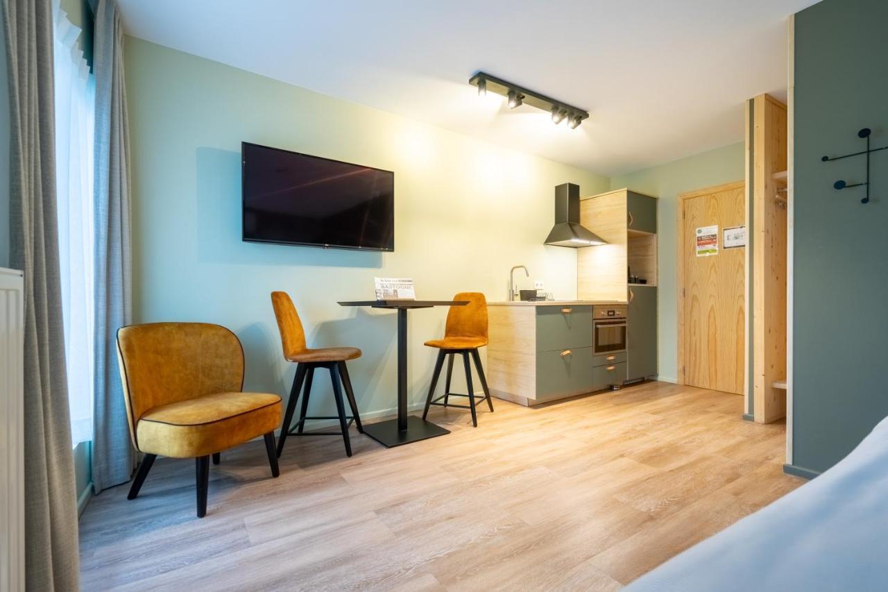 Appart Hotel En Ville Бастон Екстериор снимка